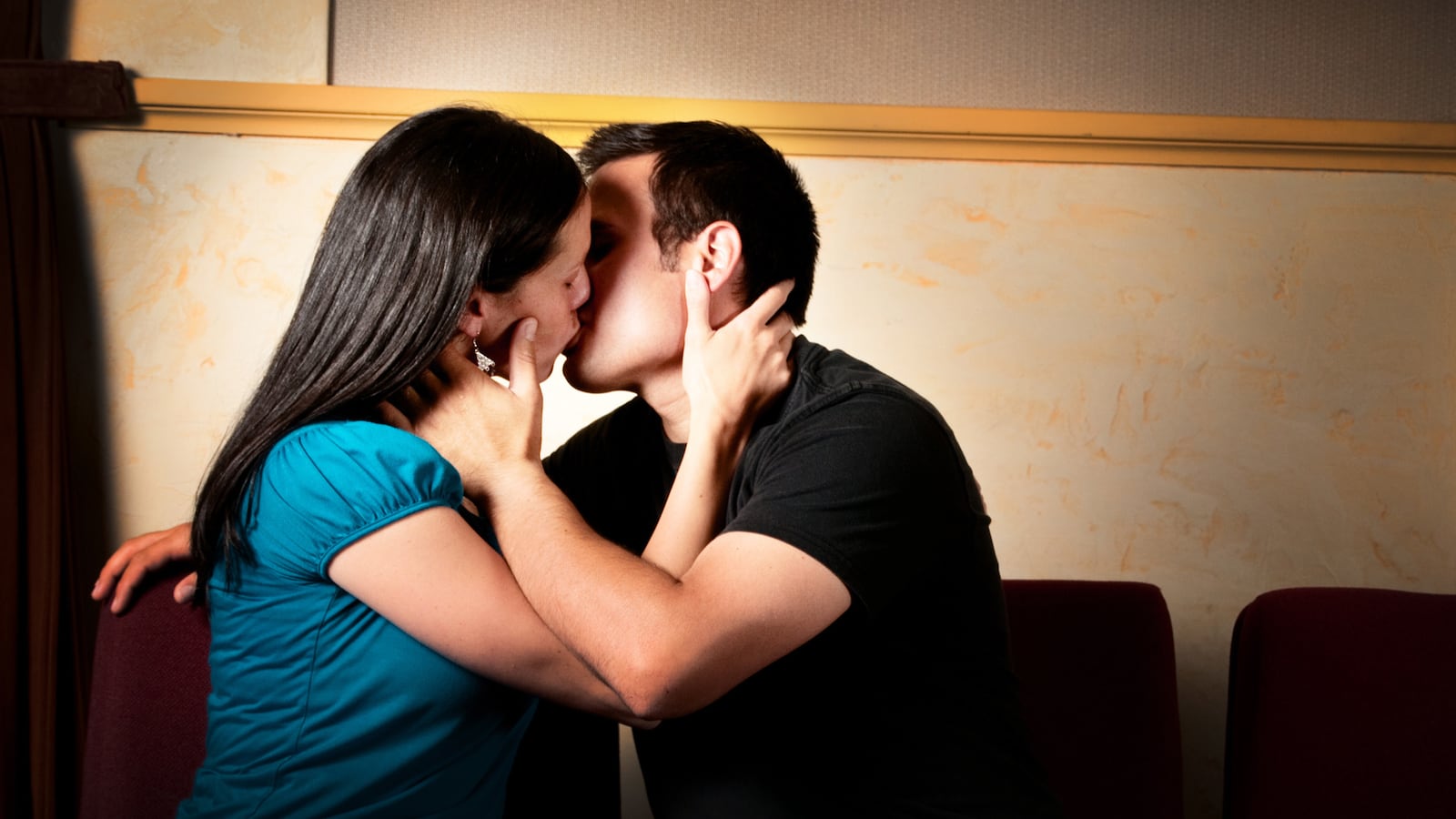 cheats/2013/08/13/study-hookup-culture-is-a-myth/130813-college-hook-up-cheat_w7cgyz