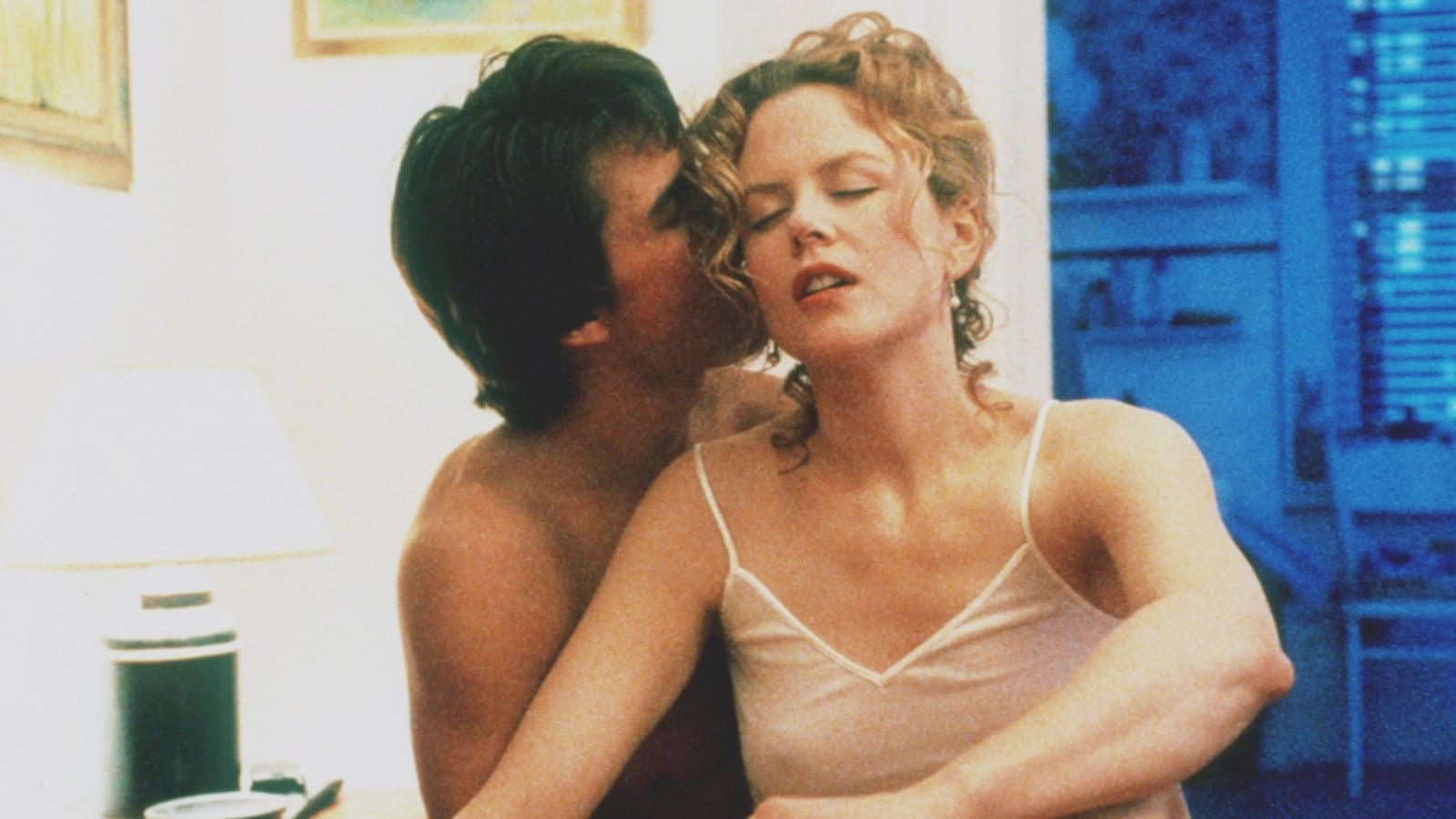 galleries/2012/07/03/tom-cruise-turns-50-amid-divorce-drama-with-katie-holmes-photos/eyes-wide-shut-1999-tom-cruise-life-in-pictures_dllq3w