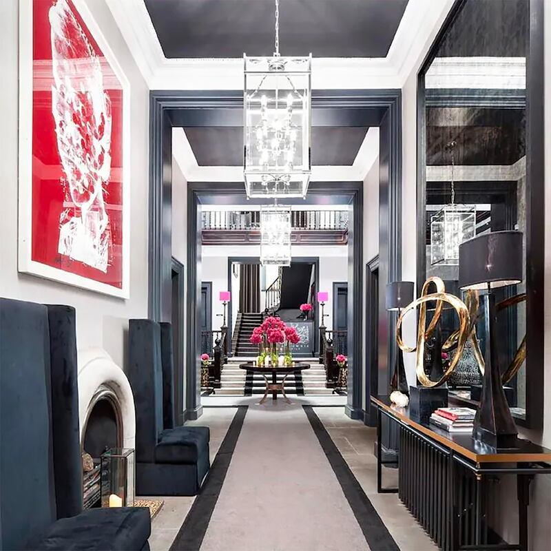 211109-OMG-Kirkliston-Castle-06_oh0qrl