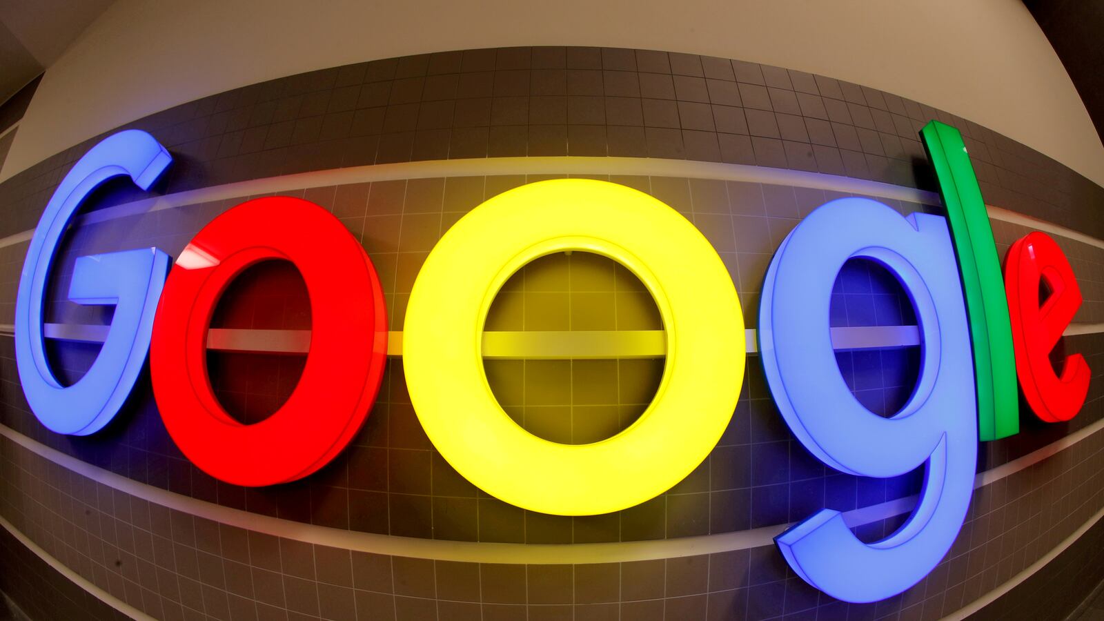 2020-10-30T195830Z_654377827_RC27TJ9GXWLQ_RTRMADP_3_TECH-ANTITRUST-GOOGLE_mza1fr