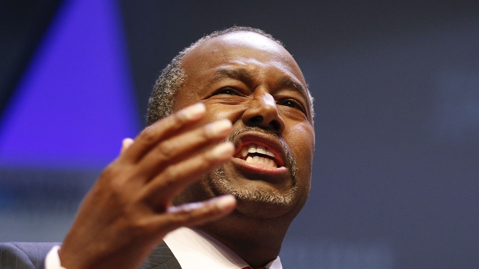 articles/2015/09/23/campaign-donors-love-ben-carson-s-anti-islam-comments/150923-weill-anti-muslim-money-tease_enfdvt