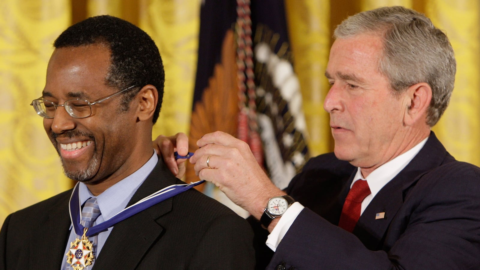 cheats/2013/04/11/ben-carson-out-as-commencement-speaker/130411-carson-hopkins-graduation-cheat_dltj2b