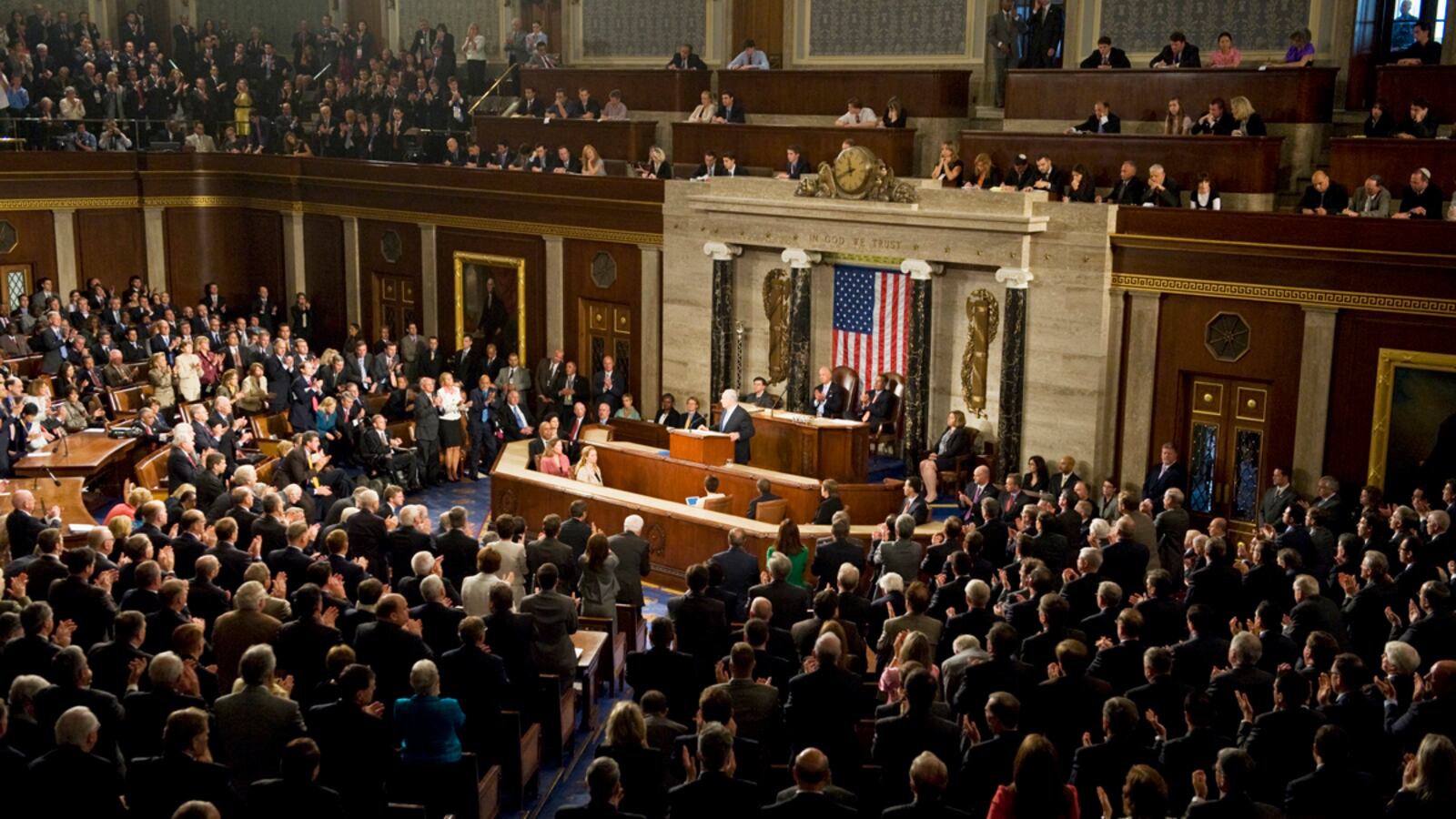 cheats/2011/08/01/house-passes-debt-ceiling-bill/house-vote-debt-ceiling-livestream_enba8p