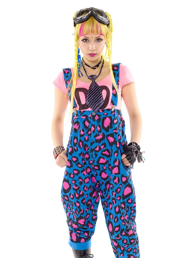 galleries/2014/03/20/thomas-card-s-tokyo-adorned-photos/140313-toyko-4_pqe7ko