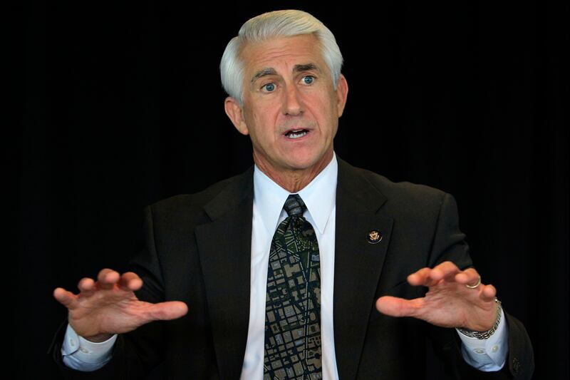 galleries/2012/11/12/paula-broadwell-eric-cantor-more-who-s-who-in-the-petraeus-scandal-photos/petraeus-players-reichert_pf3ybb