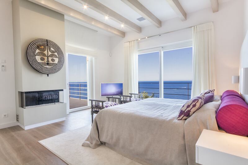 galleries/2014/10/25/omg-i-want-this-house-mallorca-photos/141024-omg-house-05_qio4ua