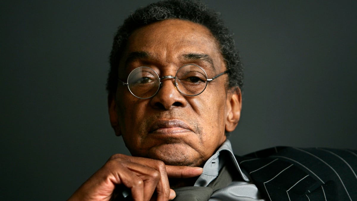 cheats/2012/02/01/soul-train-creator-don-cornelius-found-dead-in-apparent-suicide/don-cornelius-suicide-obit-cs_igrwyo