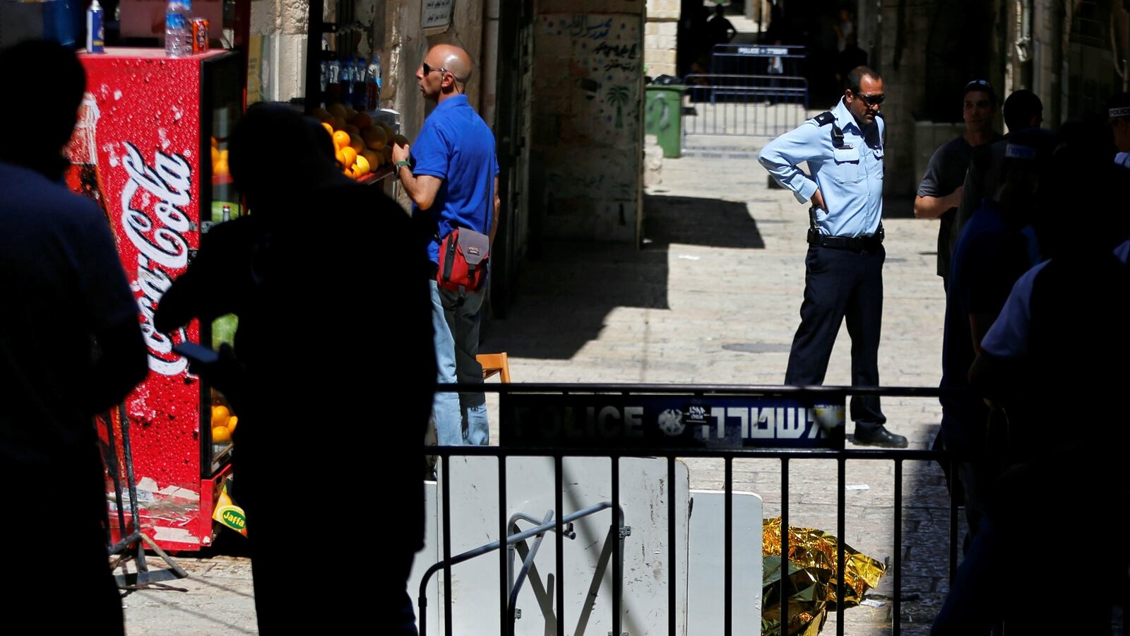 cheats/2017/05/13/israeli-police-shoot-jordanian-dead-after-stabbing-attack/170513-israel-jordanian-killed-stabbing-cheat_rwa6ui