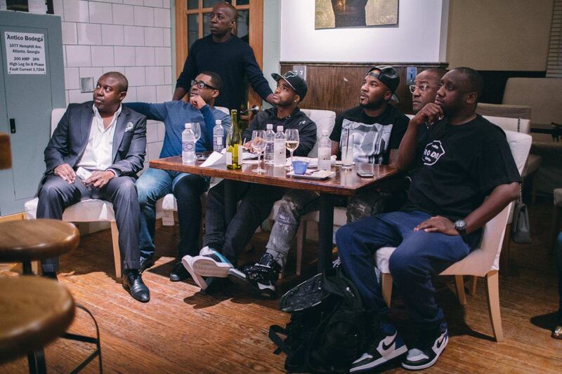 articles/2015/09/17/young-jeezy-trump-is-a-rock-star-but-we-don-t-need-a-rock-star-running-the-country/150916-jeezy-debate-embed_cwncea