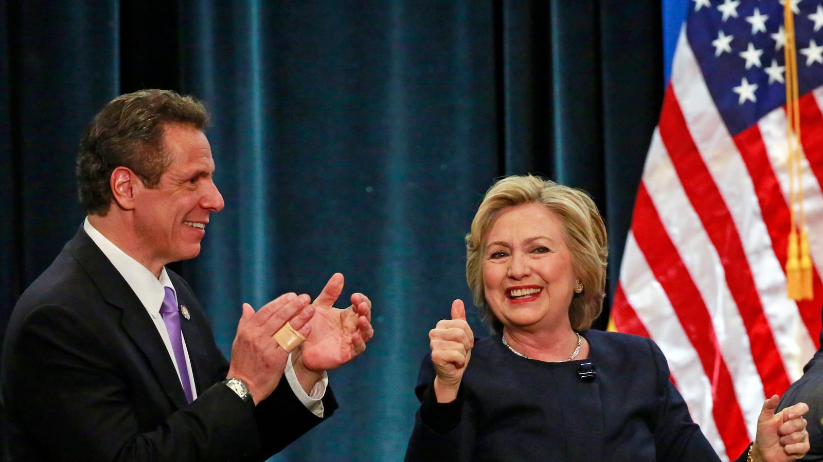 articles/2016/04/14/beyond-hil-and-bern-for-lefties-it-s-the-battle-for-new-york-s-soul/160414-freedlander-cuomo-clinton-tease_kwxbqr