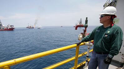 articles/2010/09/15/bp-spill-complaints-about-the-federal-claims-process/outzen-gulf-will-miss-bp_127201_zq0a8e