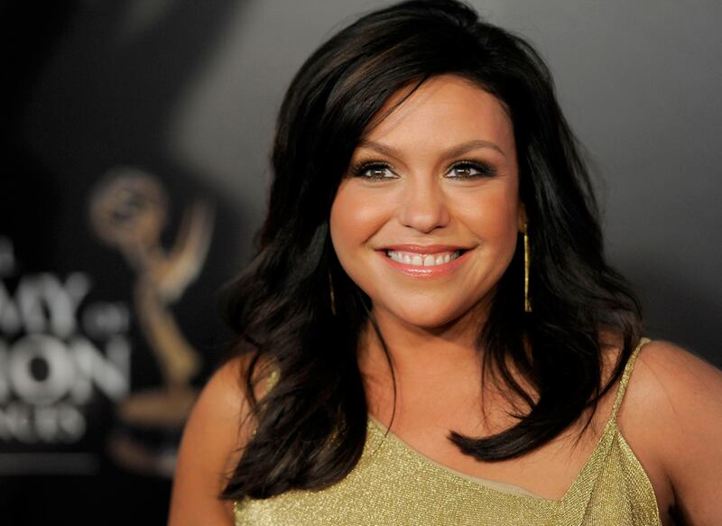 galleries/2010/09/16/oprah-feuds/oprah-feuds---rachael-ray_uqtjb3