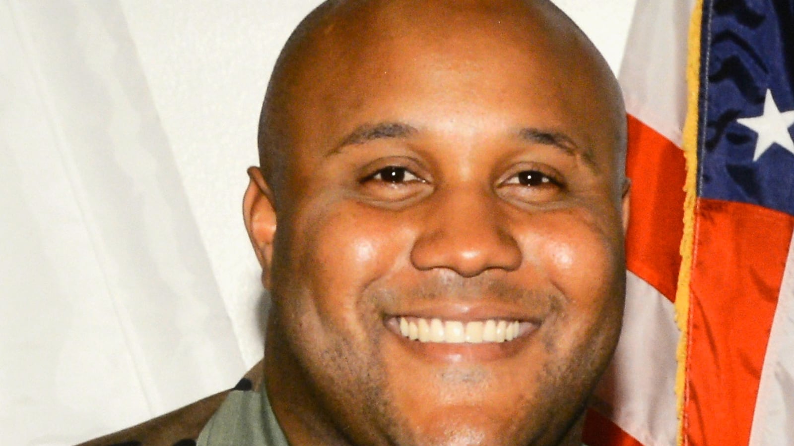 cheats/2013/02/08/accused-killer-ex-cop-could-be-anywhere/130208-la-cop-killer-cheat_jef4kz