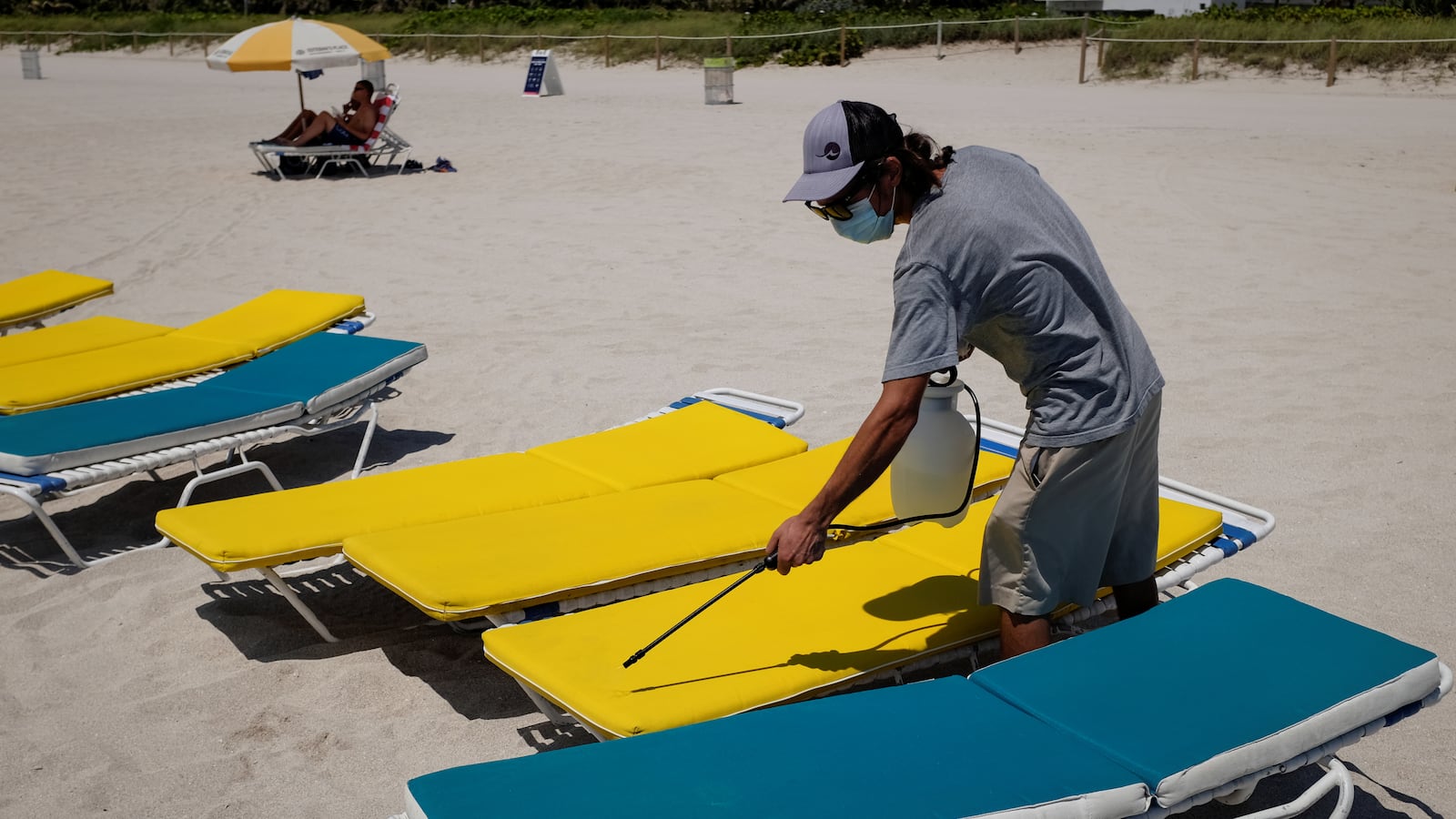 2020-06-10T000000Z_6896415_RC2J6H9H4911_RTRMADP_3_HEALTH-CORONAVIRUS-USA_t0jai6