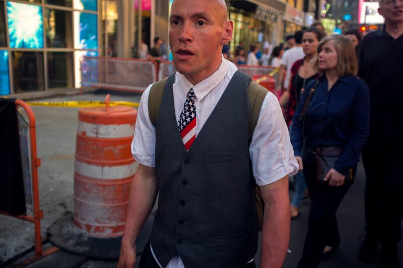 galleries/2015/07/03/old-glory-in-new-york-the-flag-in-the-city/150702_acw_americanflags_04_ip36fr