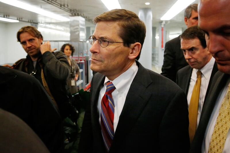 articles/2014/03/31/congress-targets-leading-spy-for-benghazi-spin/140331-lake-benghazi-tease_rbqc5z