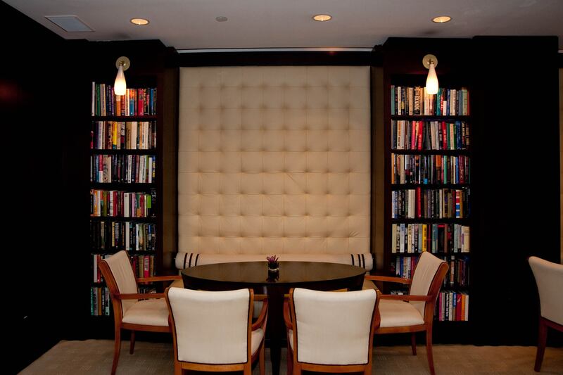 galleries/2014/05/03/nine-naughty-hotels-that-aren-t-afraid-of-a-little-nudity/140430-hotel-Library-Hotel_o4uijq