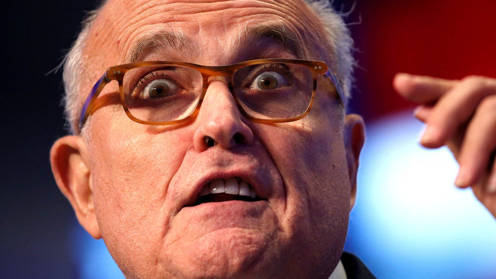 181217-lewis-rudy-tease_zlbonr