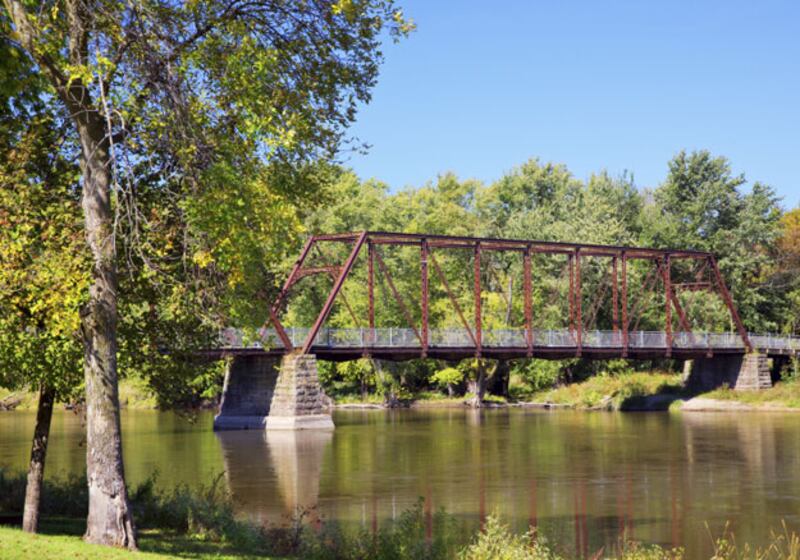 galleries/2010/08/27/20-recession-proof-cities/momentum-cities---cedar-rapids-ia_ukyblr