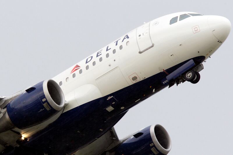 galleries/2011/10/13/riskiest-airlines-photos/riskiest-airlines-delta_g50qji