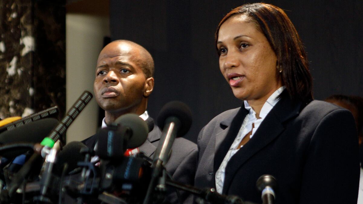 articles/2011/08/22/dominique-strauss-kahn-case-maid-asks-to-remove-prosecutors/dsk-accuser-prosecutors-solomon_izogdc