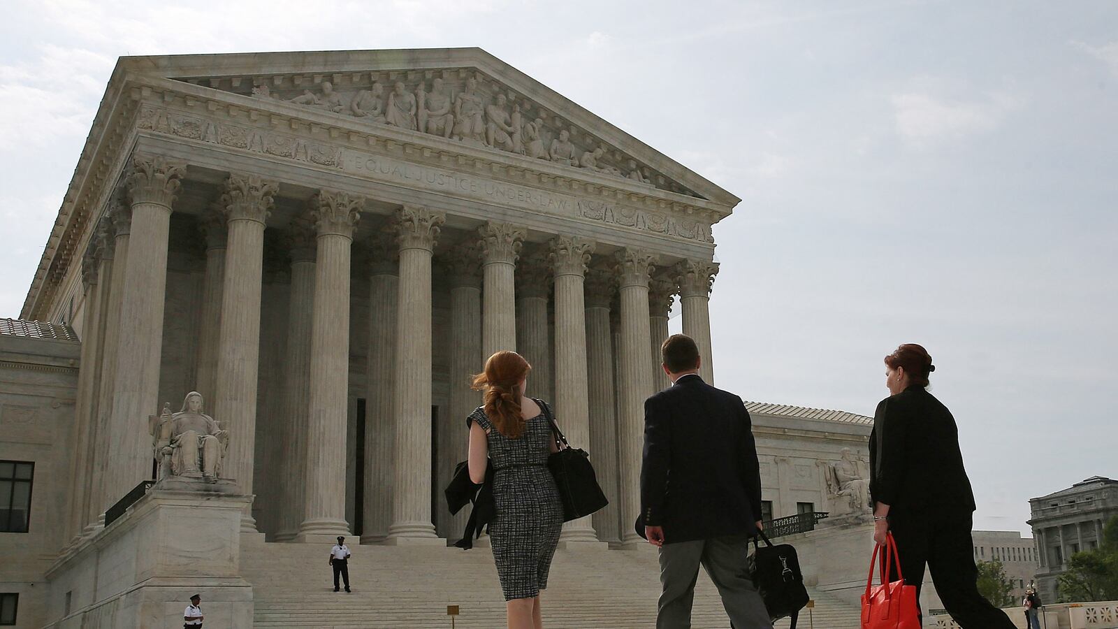 cheats/2014/06/30/hobby-lobby-tks-at-the-supreme-court/140630-hobbylobby-cheat_lk6cs8