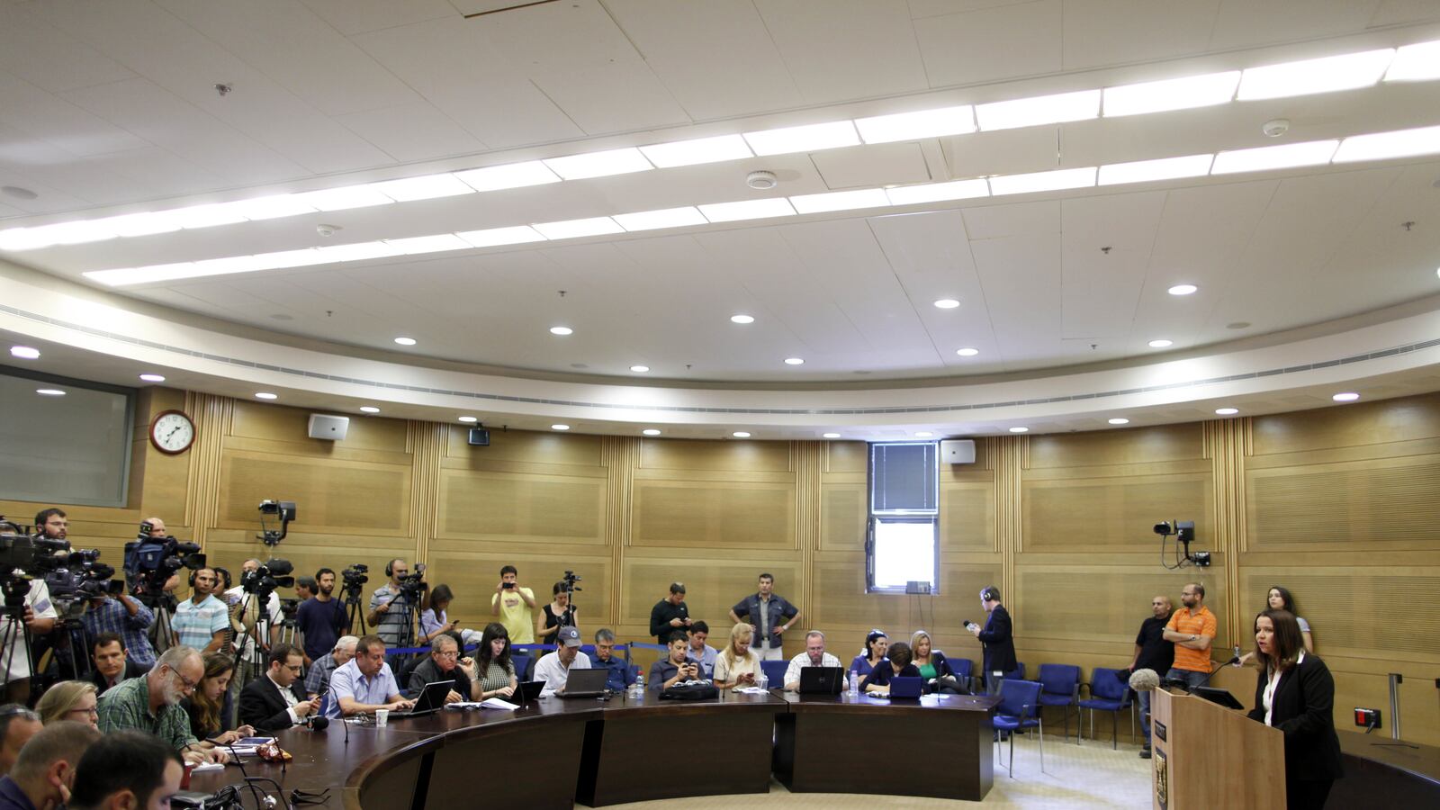 articles/2012/05/09/what-will-change/yachimovich-openz_bmhxat