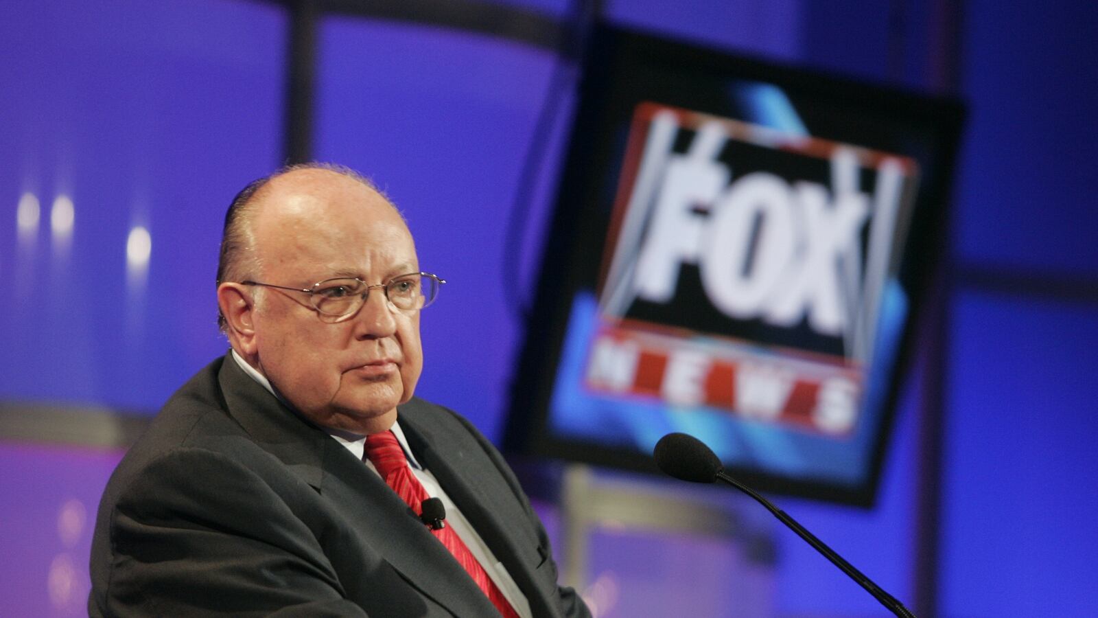 cheats/2016/08/18/2-more-fox-news-execs-leave-network/160818-fox-departures-cheat_odn9da