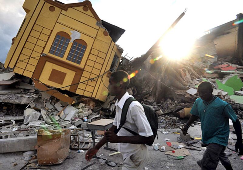 galleries/2010/01/13/earthquake-shakes-haiti/haiti-update-6_ohjw7i