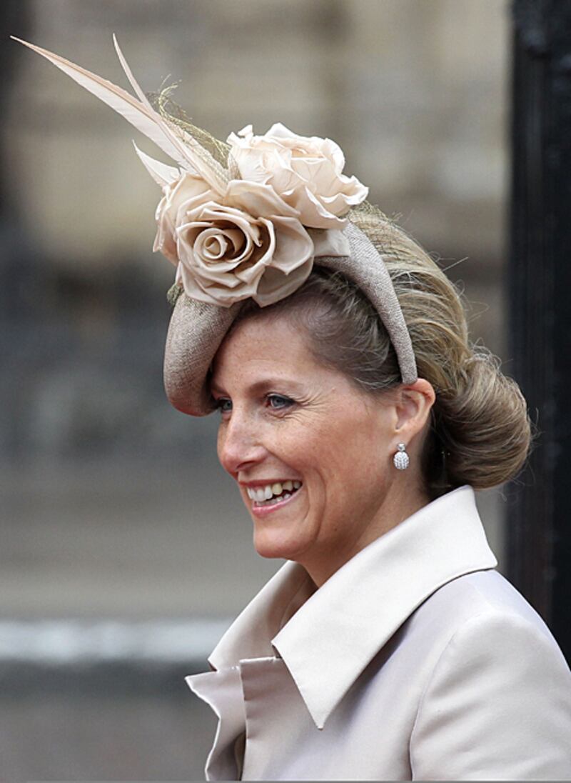 galleries/2011/04/29/royal-wedding-hats/wedding-hats-8_mphxqu