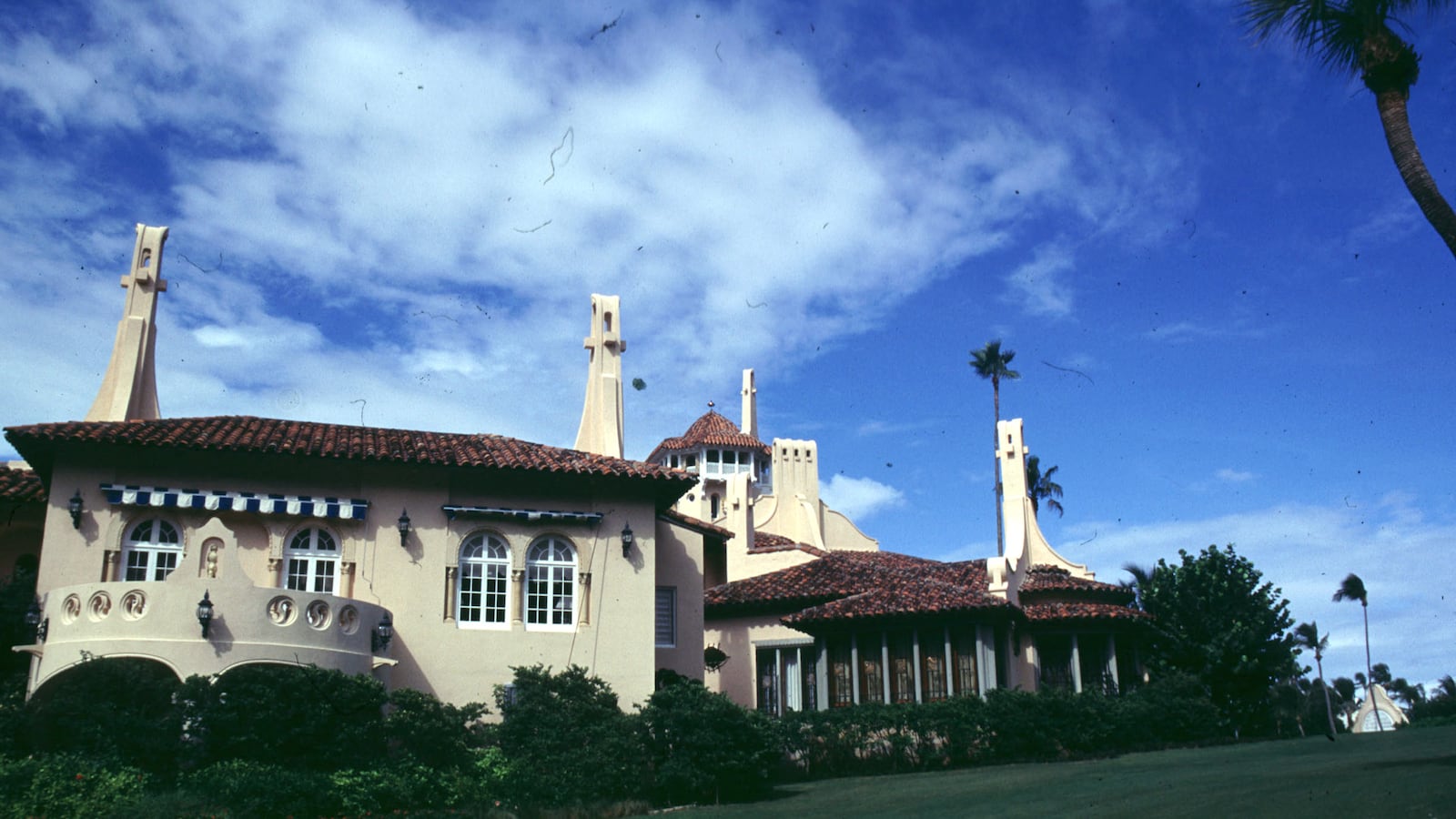 2016-07-17T120000Z_1596999429_TM3EC7C194A01_RTRMADP_3_USA-ELECTION-TRUMP-BANKRUPTCIES_owezt9