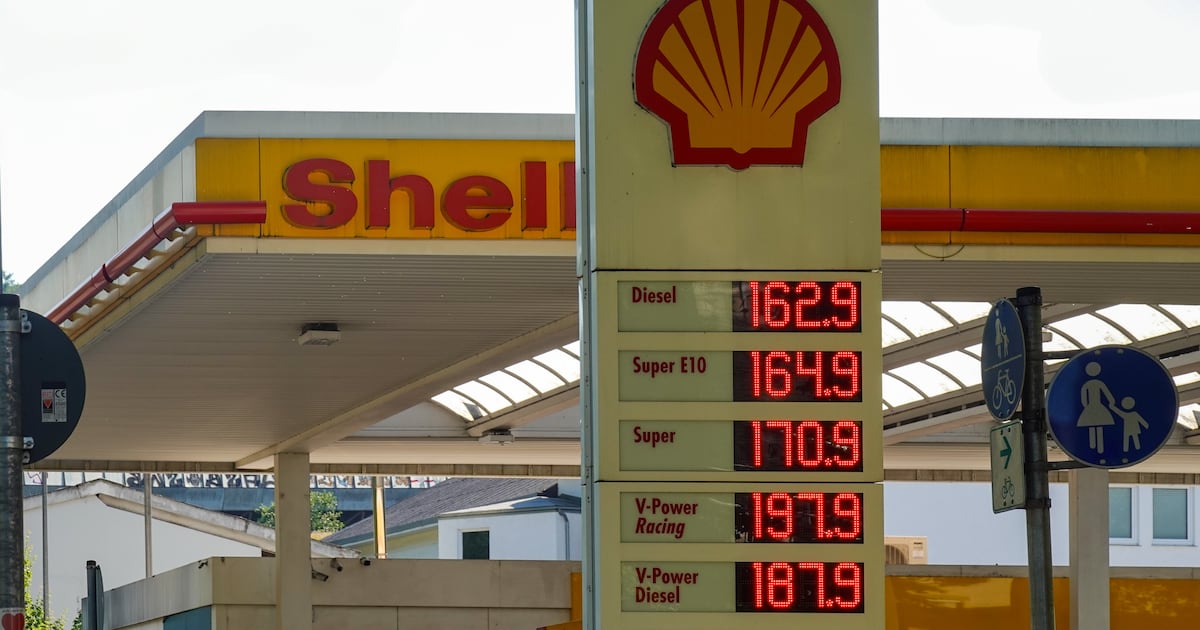 Shell Refutes Claims It Will Buy Rival BP in $80B Mega Deal