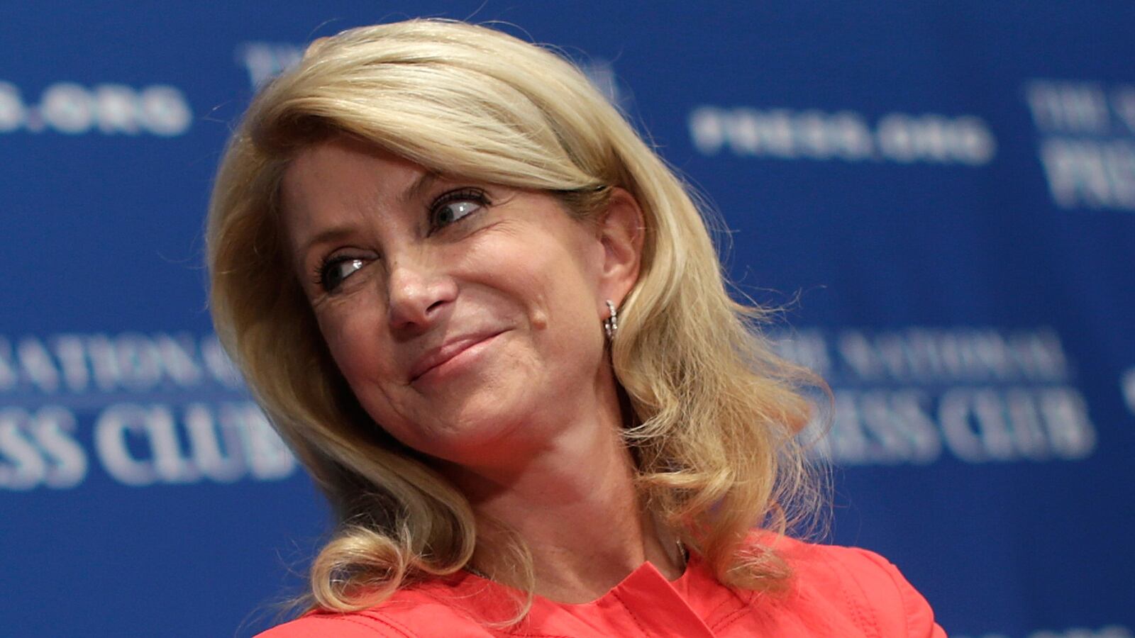 cheats/2013/08/30/wendy-davis-cashes-in-on-filibuster/130830-wendy-davis-cheat_za8sud