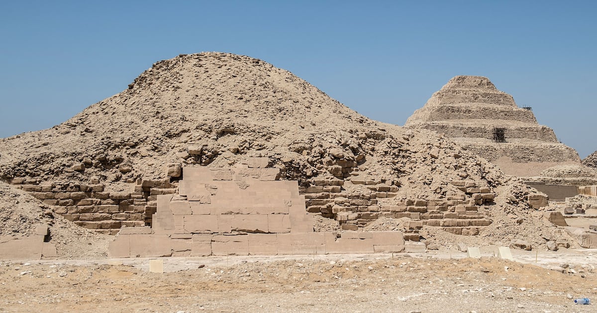 Tour Guide Arrested After Defacing Iconic Landmark