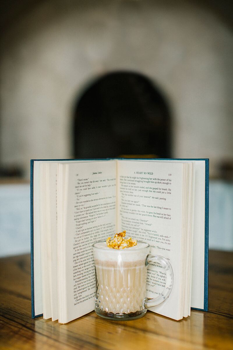 articles/2016/12/31/last-minute-new-year-s-eve-cocktail-recipes/161230-rothbaum-new-year-eve-embed-2_tix1po