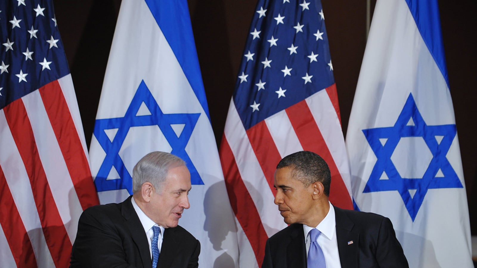 articles/2011/12/28/u-s-israel-discuss-triggers-for-bombing-iran-s-nuclear-infrastructure/obama-israel-iran-bombing-lake_wwigrw