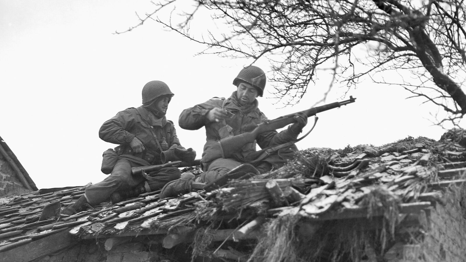 articles/2014/12/20/hitler-s-hail-mary/141219-warren-battle-bulge-tease_hjhtzp