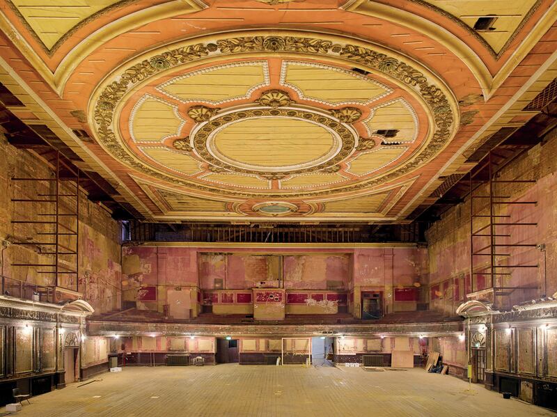 galleries/2014/10/29/the-secret-wonders-of-unseen-london-photos/141028-unseen-london-08_ur2awp