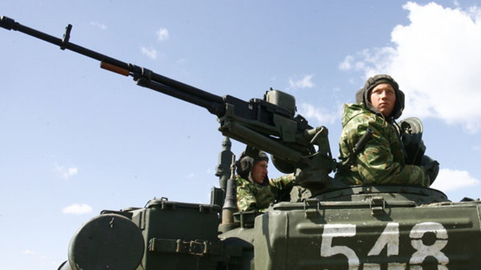 cheats/2014/05/19/putin-orders-russian-troops-home/140519-russia-ukraine-cheat_wh4k8x