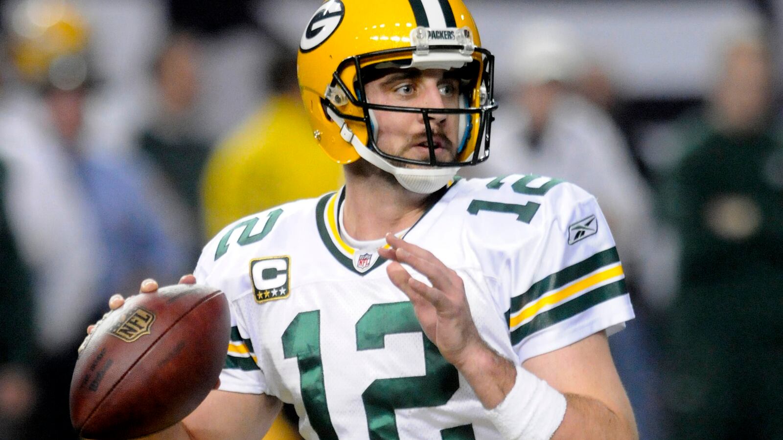 2011-01-16T120000Z_2083074671_GM1E71G0VGT01_RTRMADP_3_NFL_zftodb