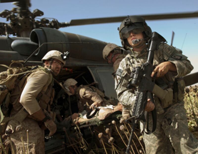 articles/2011/05/28/memorial-day-how-america-screws-its-soldiers/bacevich-memorial-day-troops_183901_ypfypb