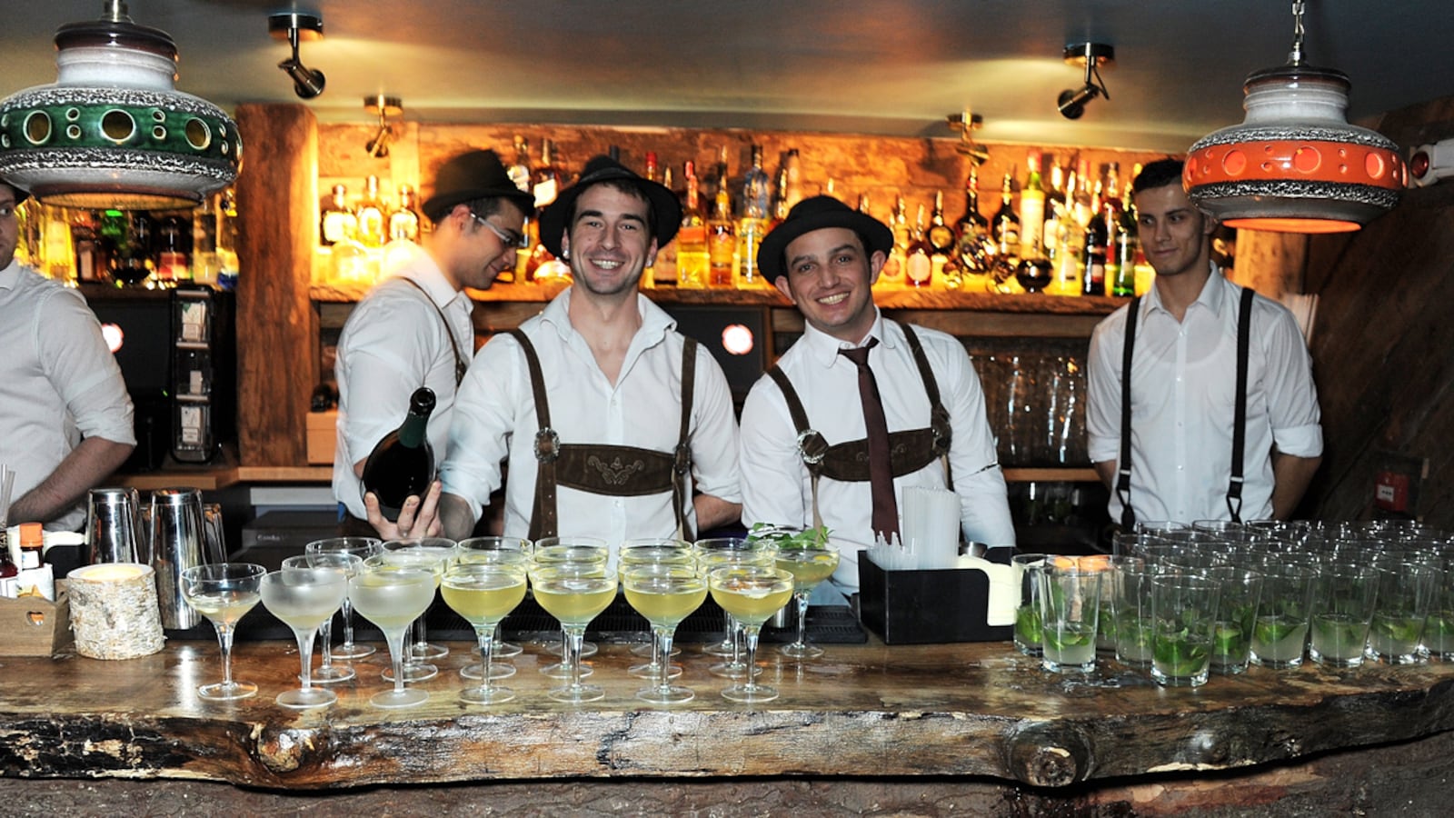 articles/2013/01/24/where-will-harry-party-back-in-london-and-who-will-he-be-kissing/bodos-schloss_ymuzpg