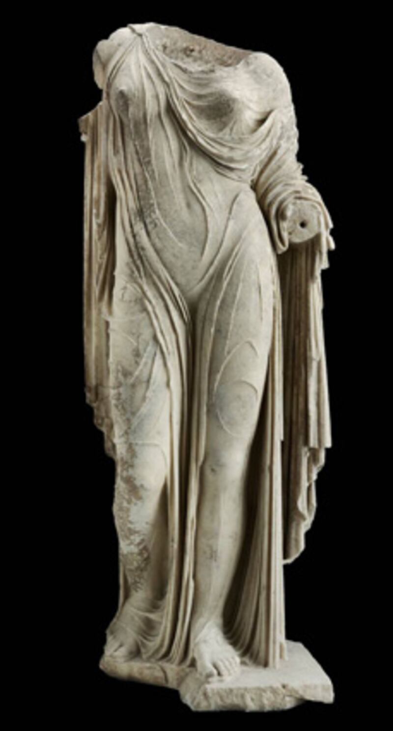 galleries/2012/02/12/aphrodite-and-the-gods-of-love-photos/statue-of-aphrodite-or-roman-lady_jhgs7a