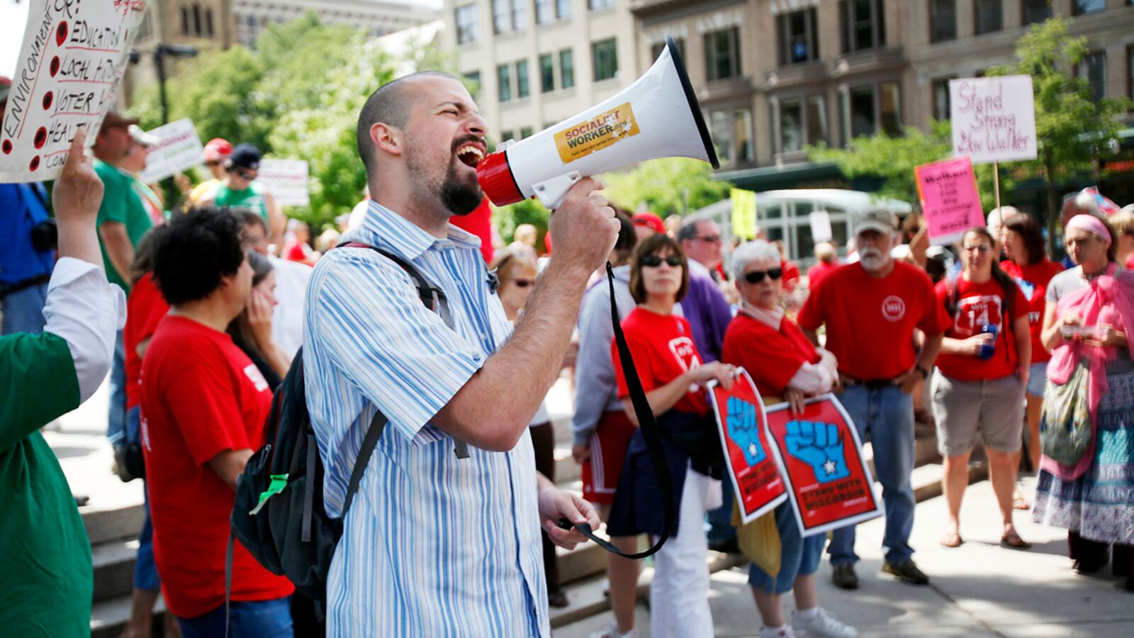 cheats/2011/06/21/wisc-to-defund-planned-parenthood/wisconsin-budget-protest-cheat_nb5va2