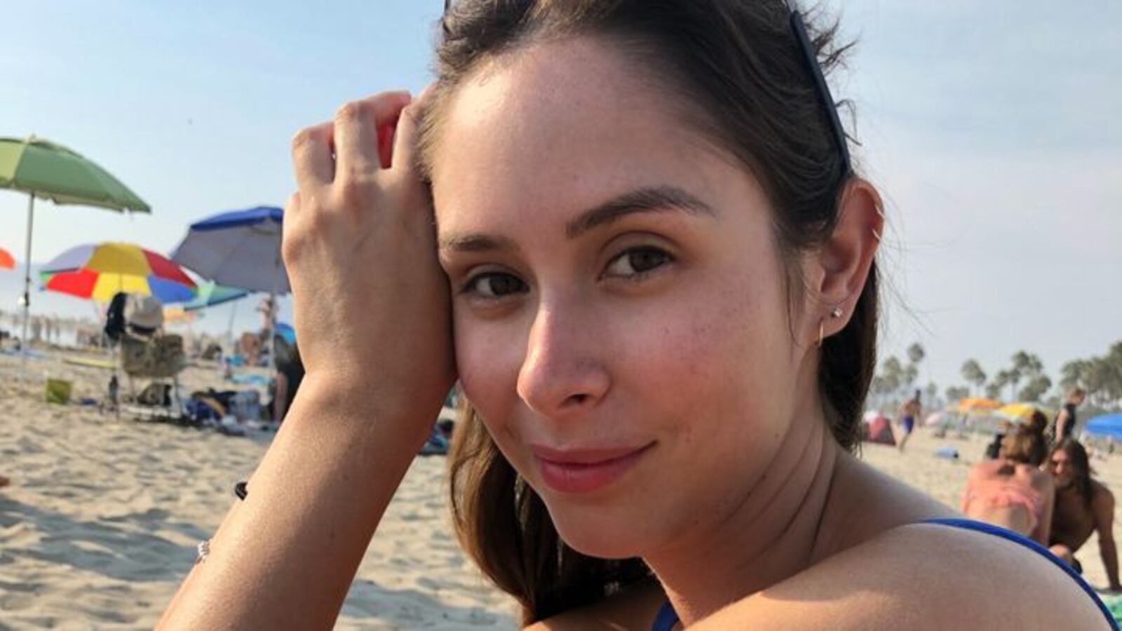 61307115_163717790329682_r_ohb1sa