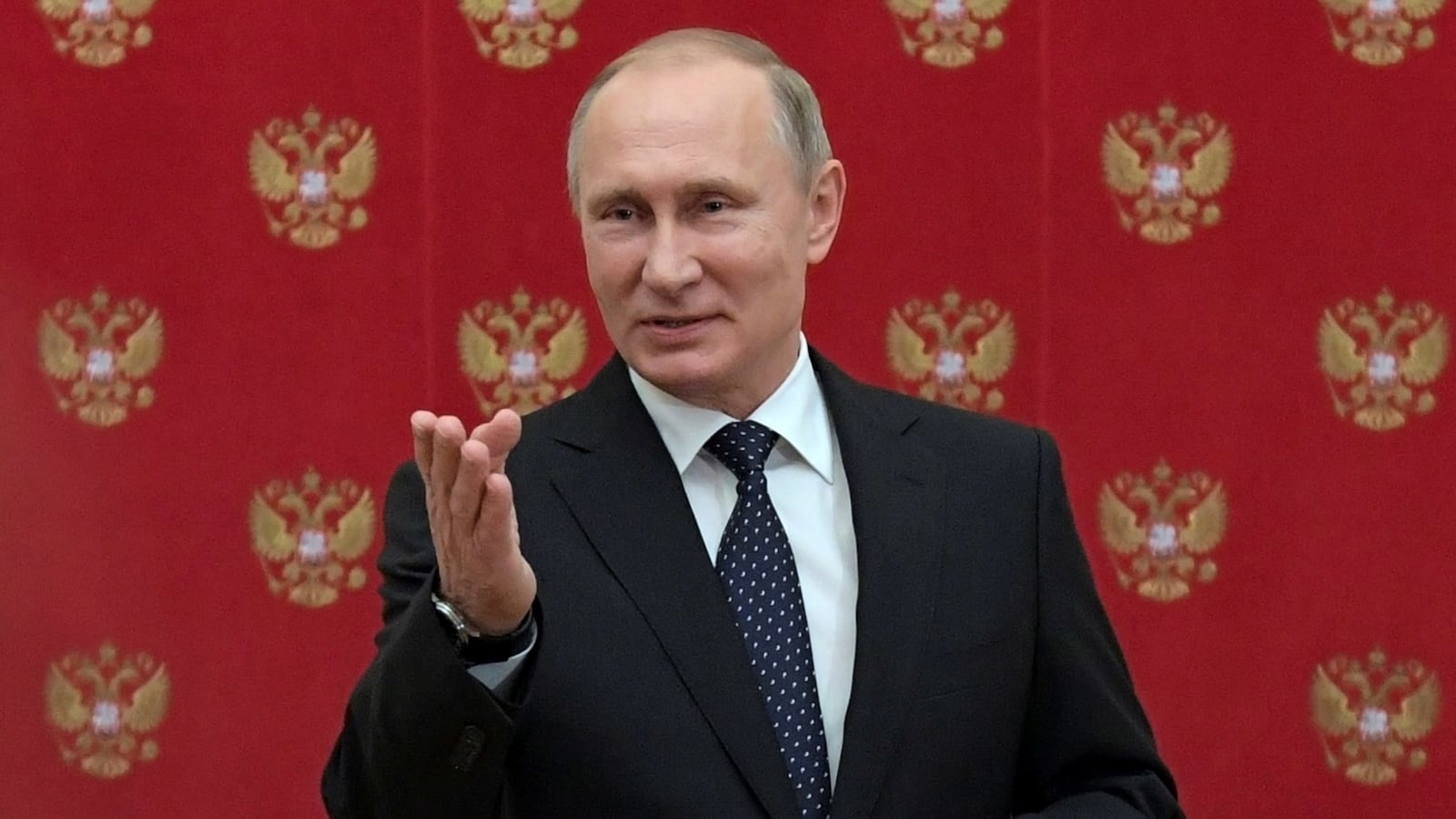 articles/2016/12/09/vladimir-putin-s-economic-plan-spooks-russian-entrepreneurs/161208-nemstova-putin-tease_ihqozc