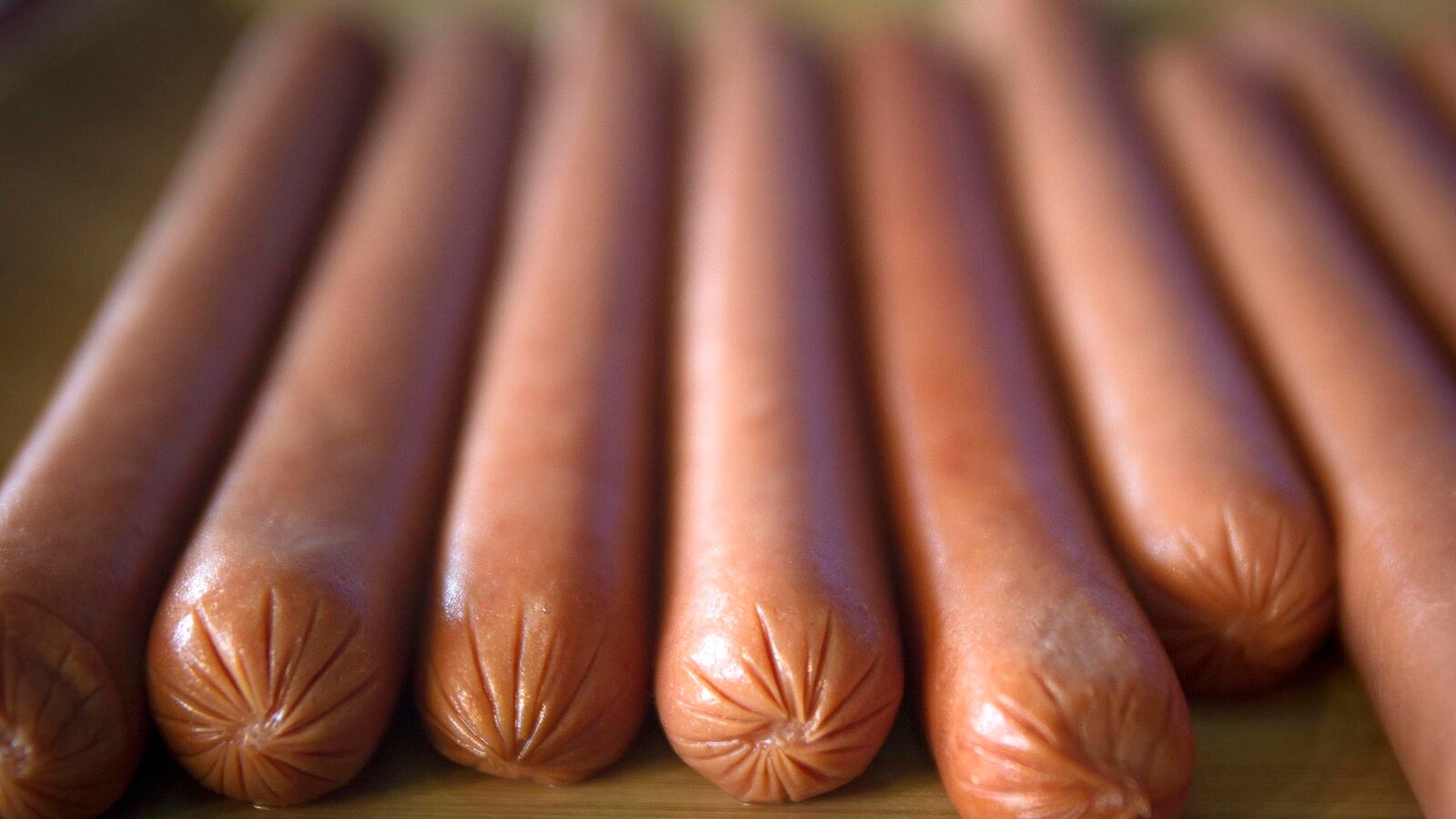 cheats/2015/10/26/bacon-and-sausages-as-bad-as-smoking/151026-hot-dogs-cancer-cheat_gw3zv6