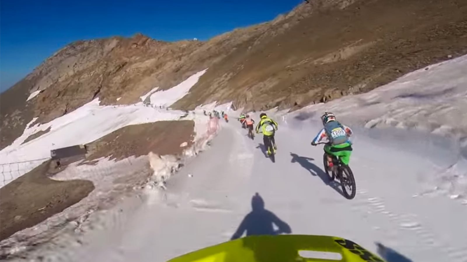 articles/2015/07/16/the-megavalanche-bike-race-is-an-insane-icy-bloodbath/150716-joiner-megavalanche-tease_swoxbu