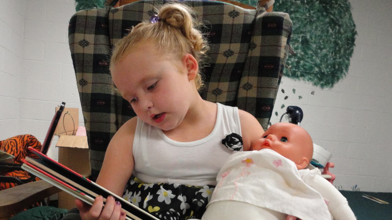 articles/2013/07/17/here-comes-honey-boo-boo-a-glossary/130716-honey-booboo-fallon-tease_urnnqe