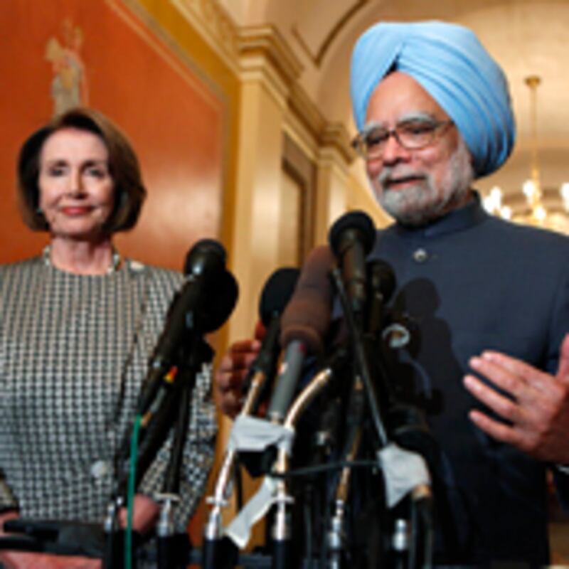 articles/2009/11/24/obamas-forgotten-friends/varadarajan-manmohan-singh_65001_gmngxh